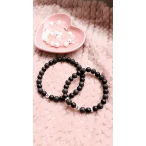 Kép 1/2 - Lávakő-ónix ásványkarkötőpár betűkkel