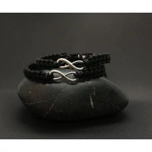 Kép 2/2 - Végtelen jeles fekete karkötőpár_1 végtelen jel páros karkötő pároskarkötő makramé fonás