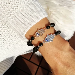 Kép 1/3 - LUXURY Hamsakéz medálos ásványkarkötő