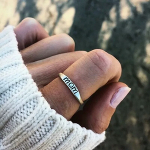 Kép 2/2 - Mom feliratos gyűrű
