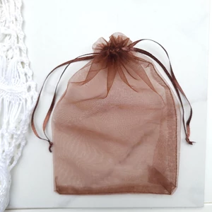 Kép 1/2 - Tüll tasak nagy színes díszcsomagolás ékszer csomagolás ajándék ajándékozás