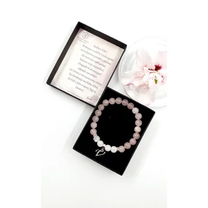 Kép 1/3 - Díszdobozos személyes ajándék karkötő betűvel