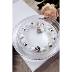 Kép 1/2 - Hófehér végtelen csomó ásványkarkötő "Keri" medállal