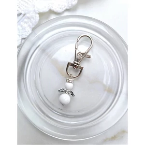 Kép 2/2 - Angyal medál karabinerrel (több színben)