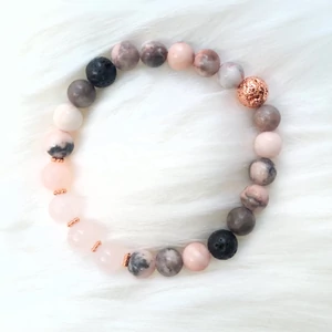 Kép 1/3 - Yvonne Design cseresznyevirág jáspis ásványkarkötő rosegold díszítéssel