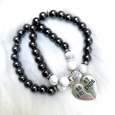 "BEST Friends" Félbe tört szív medálos ásványkarkötőpár