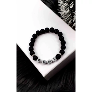 Névvel elátott ásványkarkötő ezüst szín betűkkel (női/férfi)