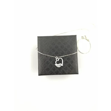 Ezüstözött  nyaklánc szárnyaló szívecske medállal