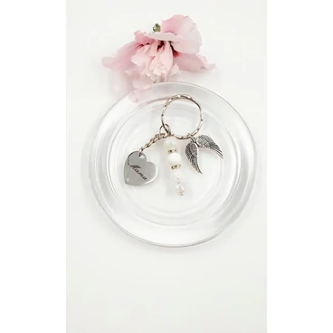 "Mama" feliratos gravírozott kulcstartó