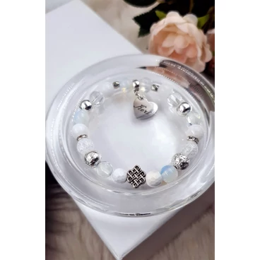 Hófehér végtelen csomó ásványkarkötő "Keri" medállal