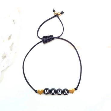 MAMA feliratos zsinór karkötő arany szívekkel