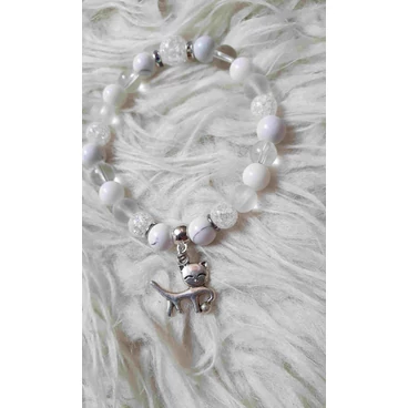 Cica  gombolyaggal ásványkarkötő