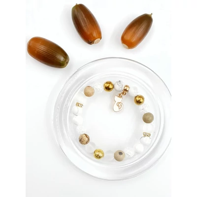 Cica  medálkás ásványkarkötő