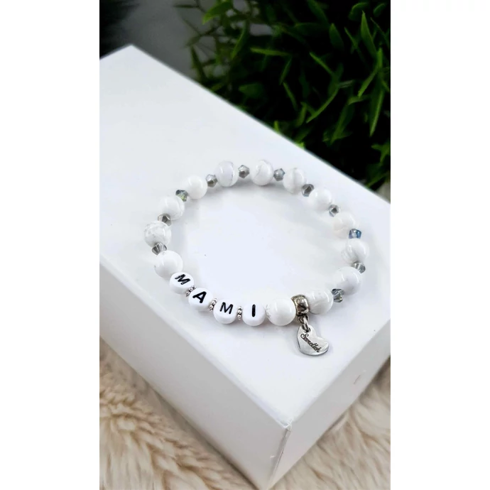 "MAMI" feliratos szeretlek medálkás ásványkarkötő
