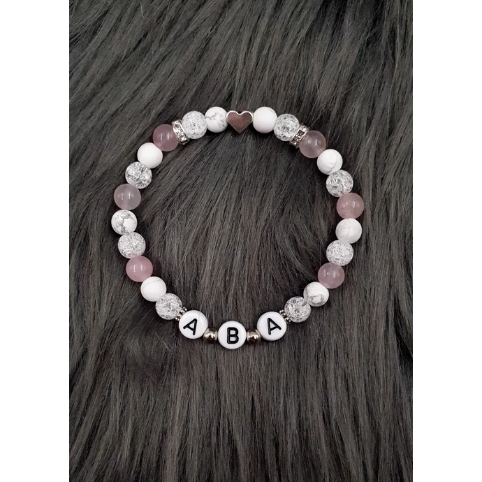 Barátság karkötő három betűvel betűs karkötő ásvány ékszer összetartozás közös karkötő