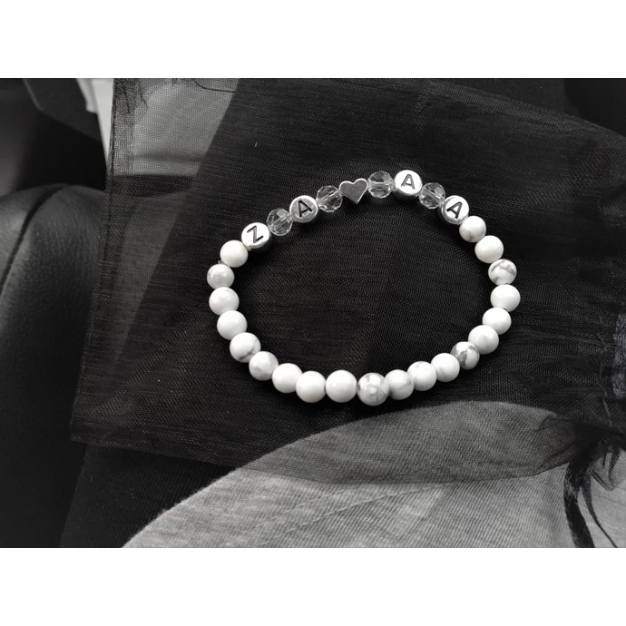 Howlit családi karkötő négy betűvel