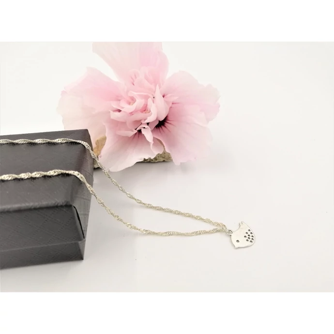 Ezüstözött nyaklánc madárka medállal_1