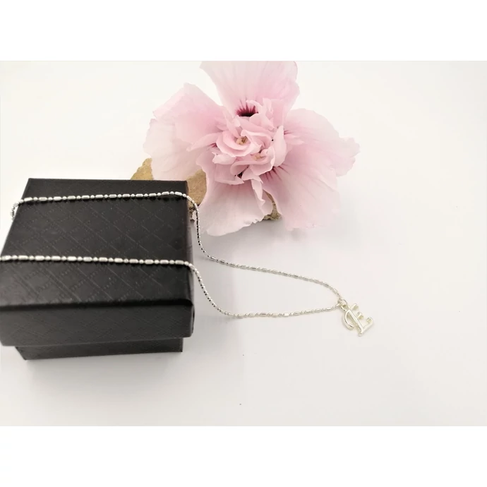 Ezüstözött  nyaklánc  betű medállal_1