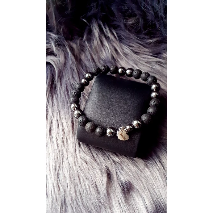 Lávakő , hematit férfi ásványkarkötő "Szeretlek" medálkával