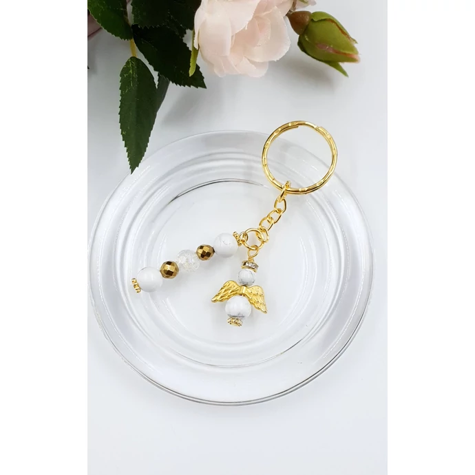 Arany szín kulcstartó angyal medállal