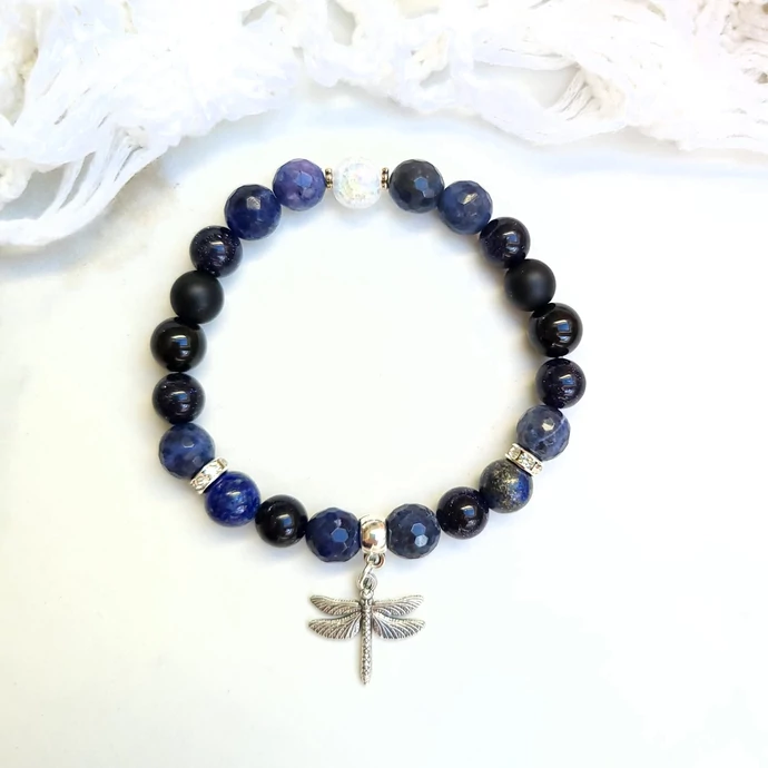 Szitakötő medálos ásványkarkötő lazurit ásványból