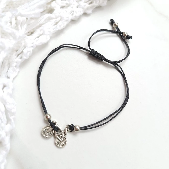 Kerékpár medálos zsinór karkötő bicikli