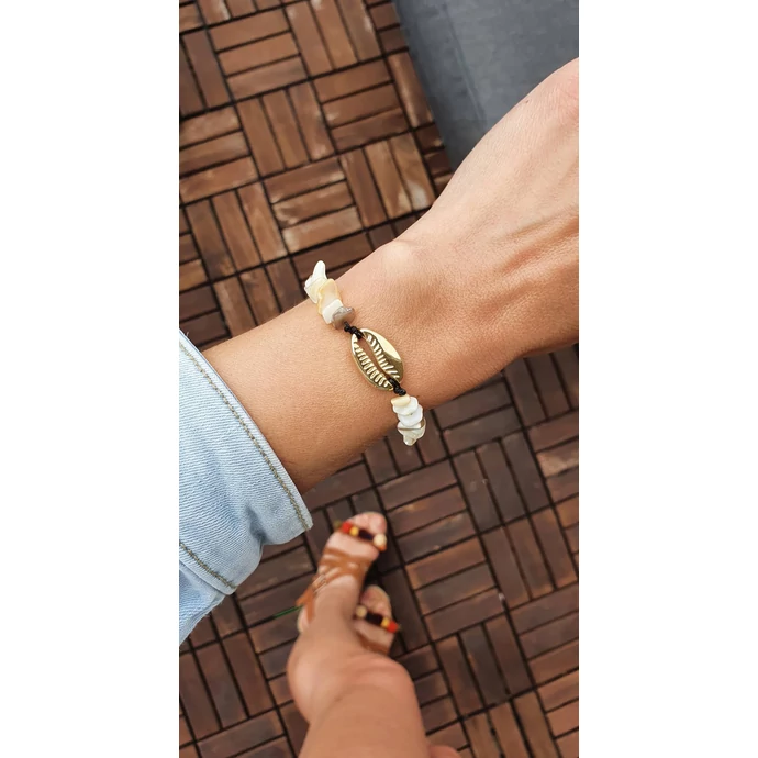 Kagyló zsineg karkötő/bokalánc